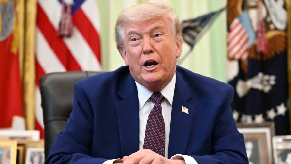 واشنطن: قنوات التواصل مع طهران مفتوحة رغم تهديدات ترامب بتصع