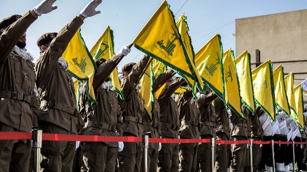 الجيش الإسرائيلي يحاصر 30 مقاتلا من حزب الله داخل أنفاق جنوب لبنان الجيش الإسرائيلي يحاصر 30 مقاتلا من حزب الله داخل أنفاق جنوب لبنان
