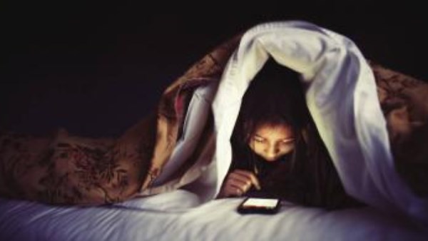 السهر اليومي يهدد الدماغ بصمت.. أطباء الأعصاب يحذرون من خطر 