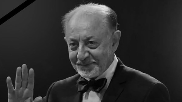 خالص العزاء والمواساة لأسرته.. مراد مكرم ينعي عبدا