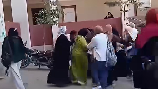 الاعتداء على معلمة 