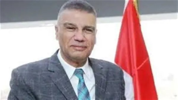 الدكتور إسماعيل كمال