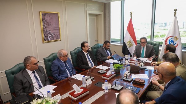 اجتماع مجلس إدارة صندوق مواجهة الطوارئ الطبية