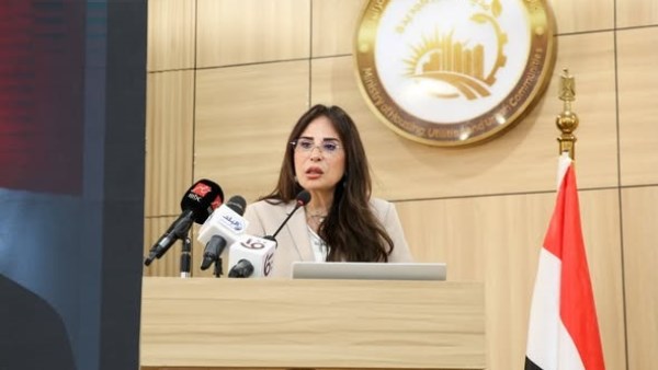 وزيرة الإسكان