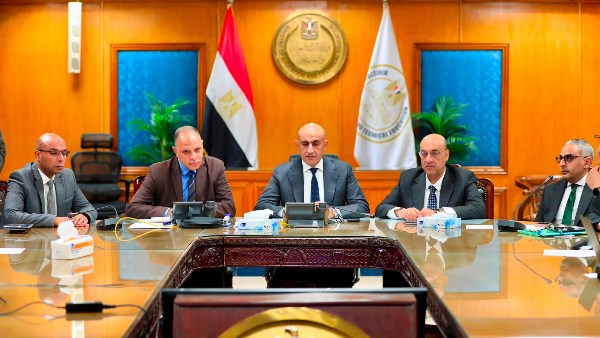  وزير التربية والتعليم