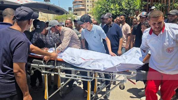  مشيعي جنازة في النصيرات 