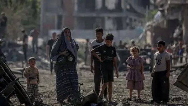 مستوطنون يواصلون هجماتهم على عدة محافظات في الضفة الغربية مستوطنون يواصلون هجماتهم على عدة محافظات في الضفة الغربية