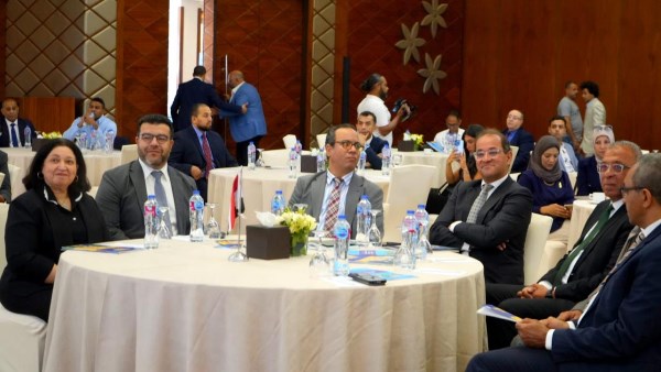  وزير المالية