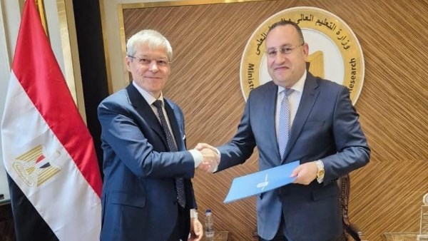 داسيان سيولوس مستشار الرئيس الروماني ووزير التعليم العالي