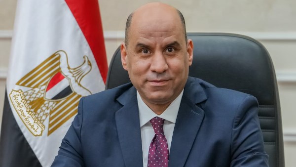 وزير العمل