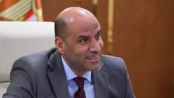 وزير العمل