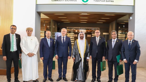 وفد البرلمان العربي وقيادات البورصة البيلاروسية 