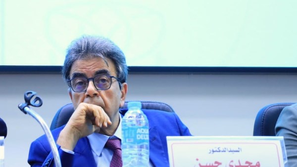 مجدي حسن النقيب العام للأطباء البيطريين 