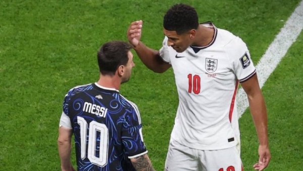 بيلينجهام: اللعب أمام ميسي شرف كبير.. ومستواه في كأس العالم لايصدق