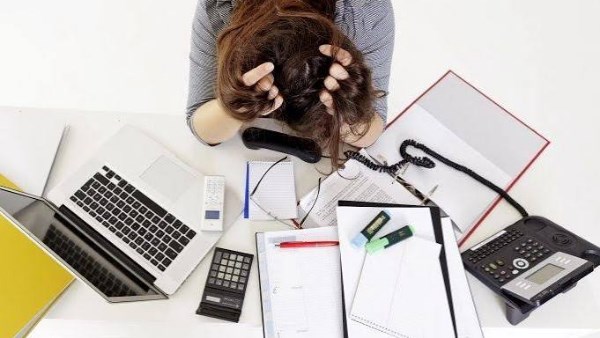 لماذا لا تشعر بالراحة في الإجازة؟ أطباء نفسيون يفسرون الأسباب 