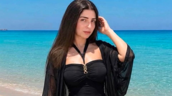 مى عز الدين تطلق براند مايوهات