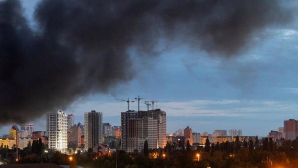 7 قتلى وعشرات المصابين في قصف روسي على أوكرانيا