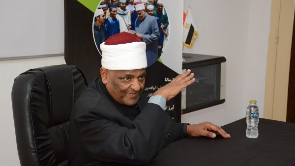 الدكتور عباس شومان