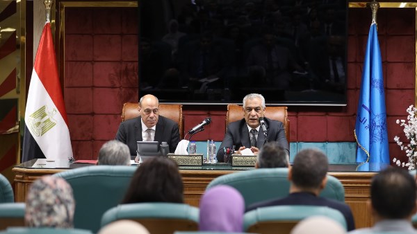 الدكتور مهندس صلاح سليمان جمبلاط، وزير الدولة للإنتاج الحربي