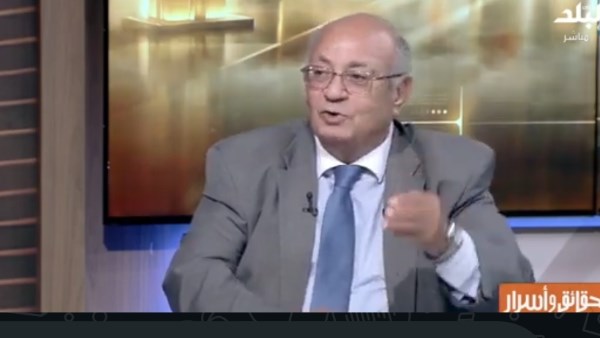 جمال شقرة أستاذ التاريخ 
