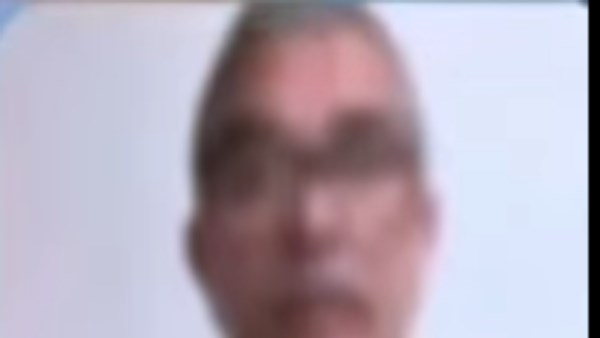 ليست الأولى.. اعتداء أب على نجله بمدينة الشيخ زايد تثير الجدل.. وأسرة تناشد الجهات المختصة للتدخل
