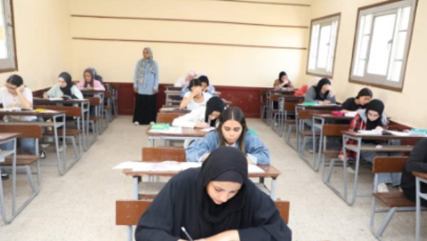 سقوط أسطورة مجاميع الثانوية.. كيف انتقلت المنافسة من الدرجات إلى المهارات؟