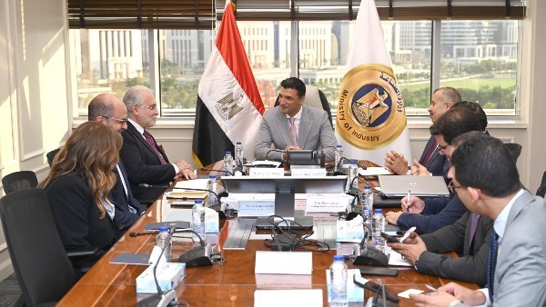  المهندس خالد هاشم، وزير الصناعة