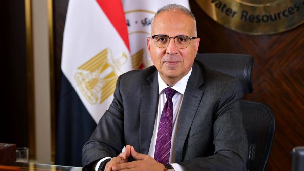 وزير الري