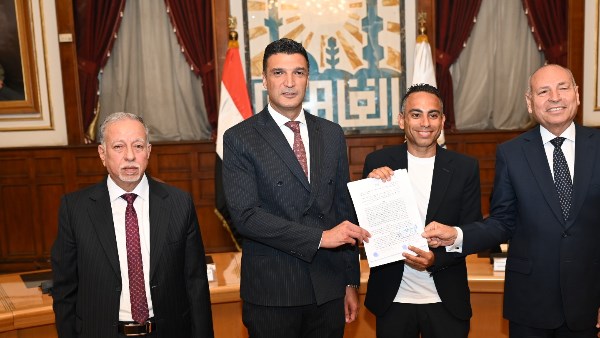 وزير الصناعة 