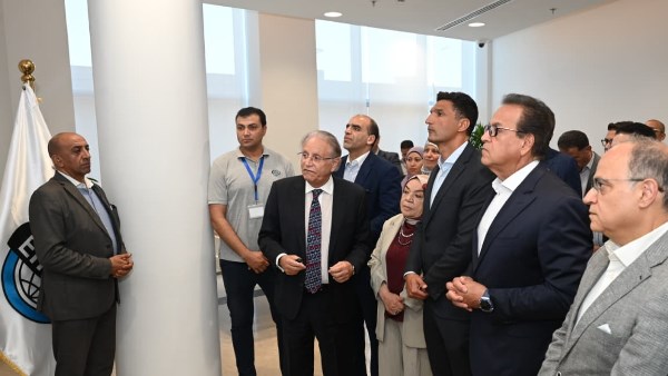 وزير الصناعة 