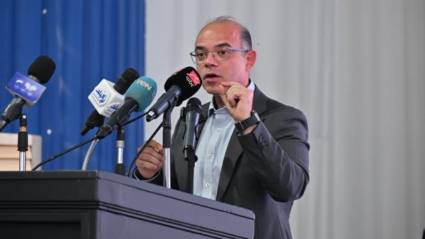 الدكتور محمد فريد وزير الاستثمار والتجارة الخارجية 