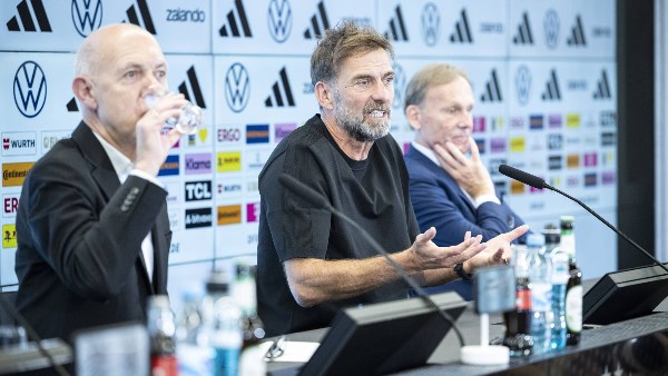 بعد تعيينه مدربًا لمنتخب ألمانيا.. لماذا يراهن الجميع على يورجن كلوب؟