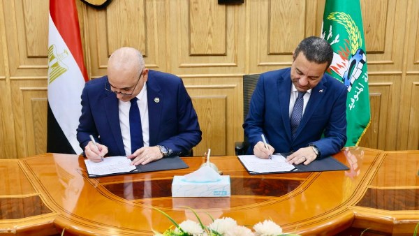 محافظ المنوفية مع رئيس جامعة السادات 