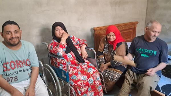 إنهاء معاناة 4 أشقاء من ذوي الهمم 