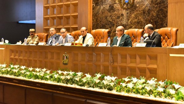 إجتماع المجلس التنفيذي بأسيوط 