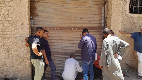 تحرير 26 محضرًا وإنذارًا خلال حملة مكبرة لرفع الإشغالات ومراجعة تراخيص المحال والإعلانات بديروط