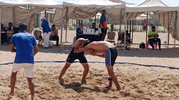 محافظ أسيوط يشيد بإنجاز جديد لأبناء المحافظة في المصارعة الشاطئية بعد حصد 10 مراكز متقدمة ببطولة الجمهورية بالإسكندرية