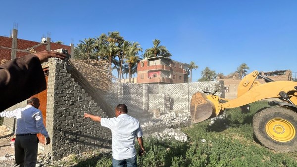 حملات إزالة بقنا