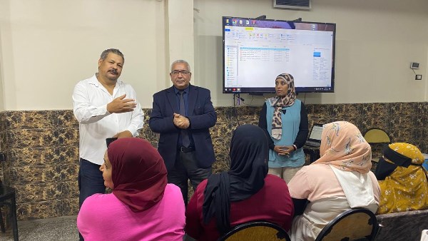 تدريب الرائدات الاجتماعيات 