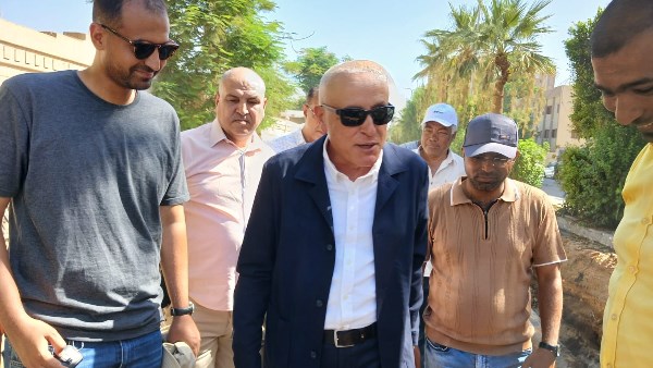 محافظ الأقصر يتابع أعمال تطوير البنية التحتية بشارع خالد بن الوليد