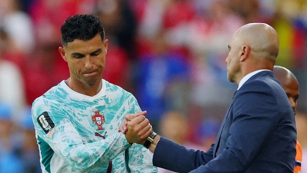 البرتغال تعلن انتهاء عقد المدرب روبرتو مارتينيث