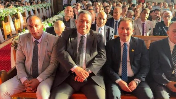وفد مستقبل وطن بكنيسة خورشيد