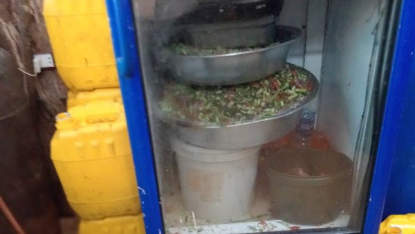 خلال المرور 