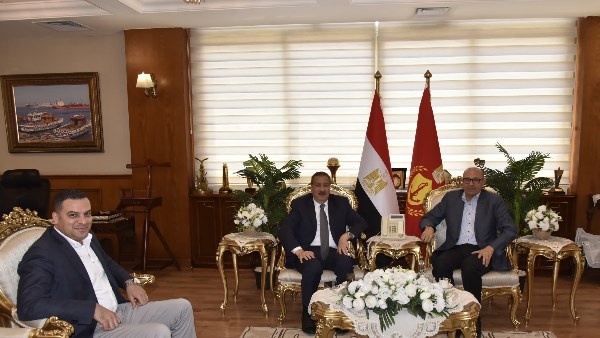 محافظ بورسعيد يستقبل رئيس الغرفة التجارية 