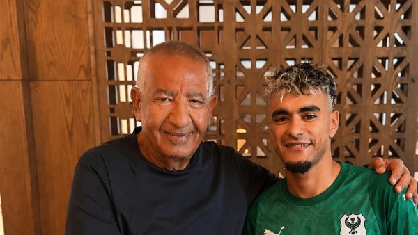 المصري يستهل تدعيماته للموسم الجديد بالتعاقد مع المهاجم المغربي عبد الله الزياني