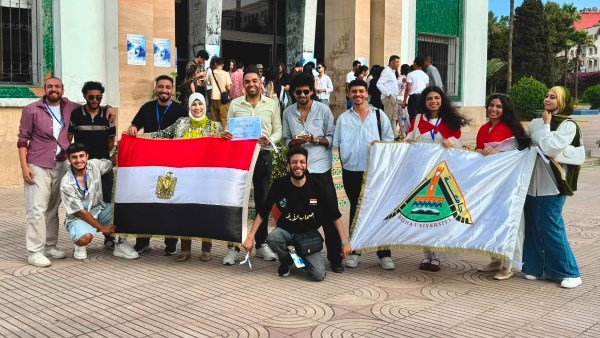طلاب جامعة بنها 