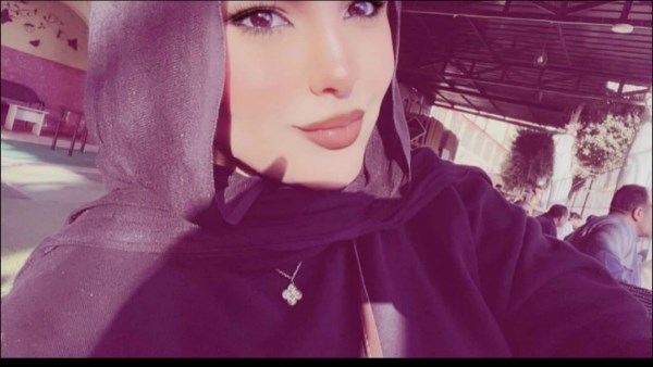 الطالبة روان 