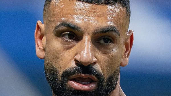 الفرعون المصري محمد صلاح لاعب المنتخب الوطني 