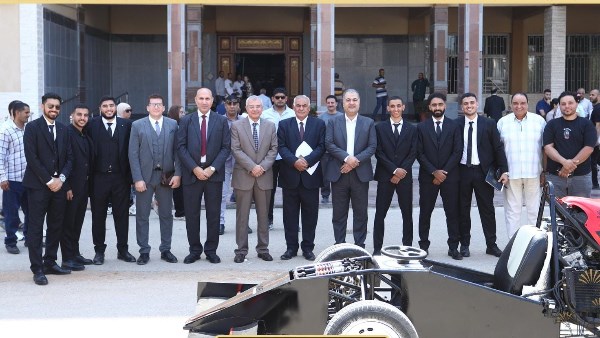 جامعة الزقازيق 