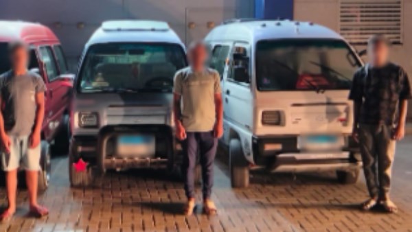 المتهمين 